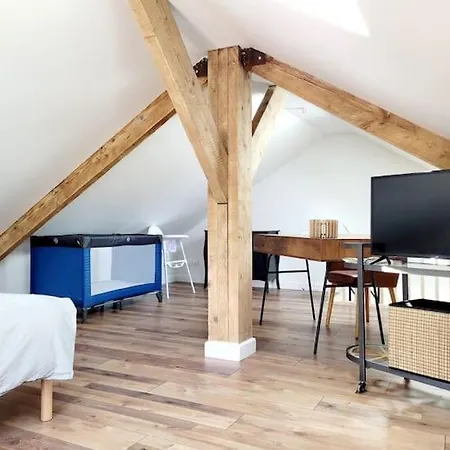 Maison Bord De