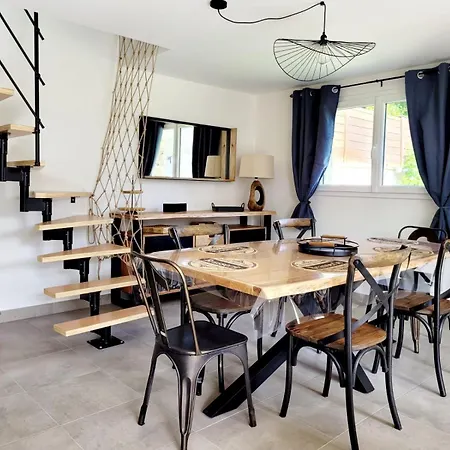 Maison Bord De Casa de Férias Varaville